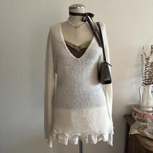 Vintage cream wool blend knit sweater